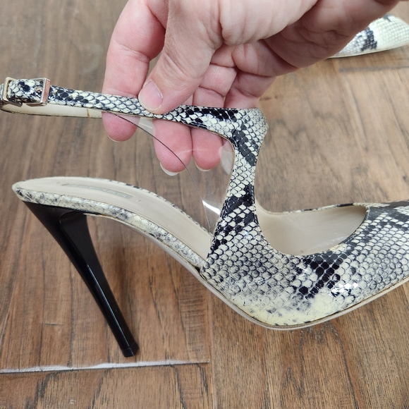 GIORGIO ARMANI snakeskin ankle strap heels - Picture 5 of 14